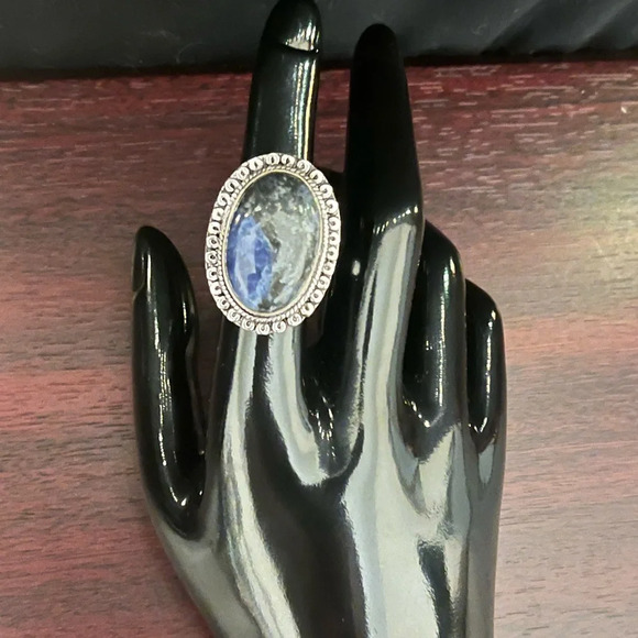 Sterling Silver & Natural Sodalite Gemstone Ring - Picture 3 of 11